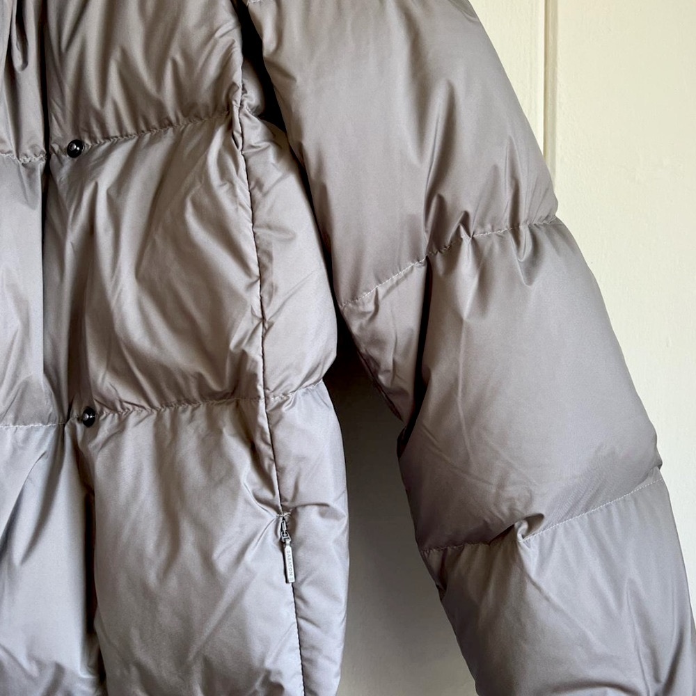 Aritzia Babaton Duvet Puffer Jacket in Taupe - Picture 3 of 7